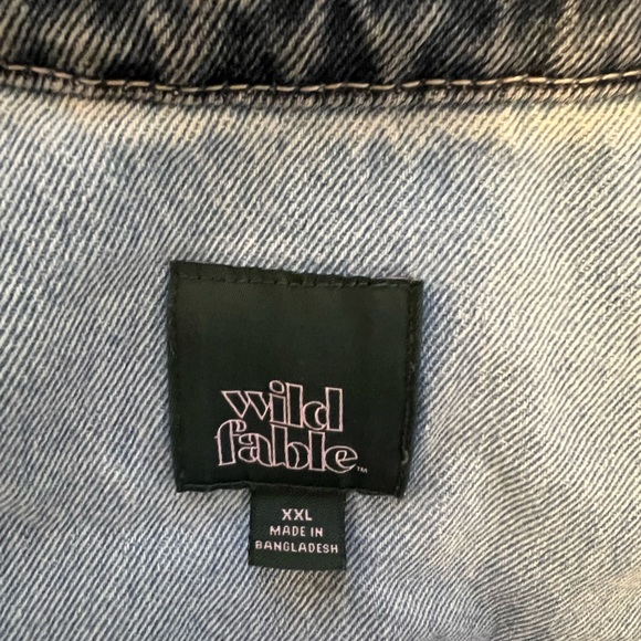 Super cute jean jacket! - Picture 5 of 5